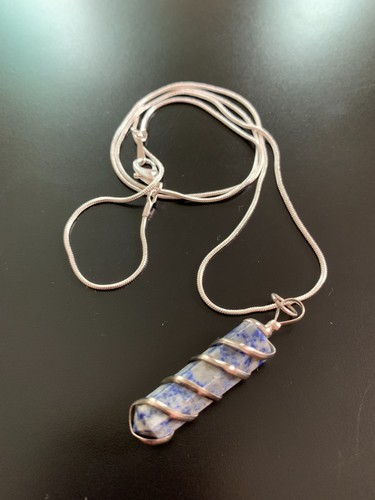 Lapis lazuli point crystal - ,
